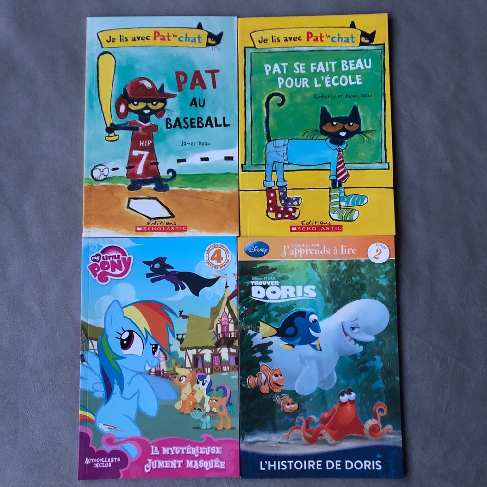 FRENCH ~ Set of 4 ~ Elementary Readers ~ Brand New